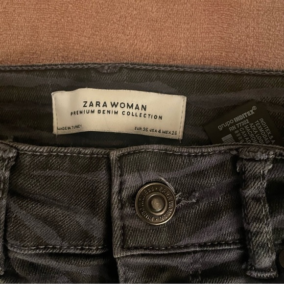 Zara Animal Print Premium Denim - Picture 9 of 12